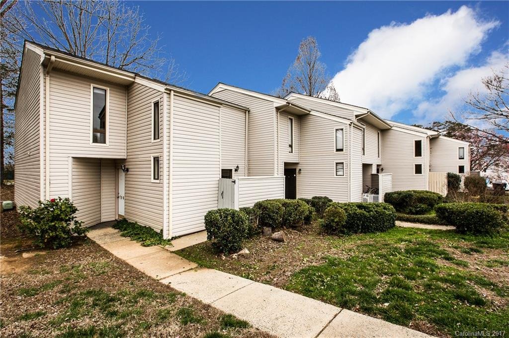 Property image 1 at 7901 Princess Ann Drive, Charlotte, NC 28212