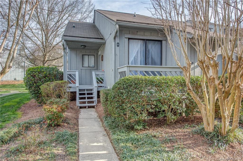 Property image 1 at 100 Willow Run Drive, Gastonia, NC 28056