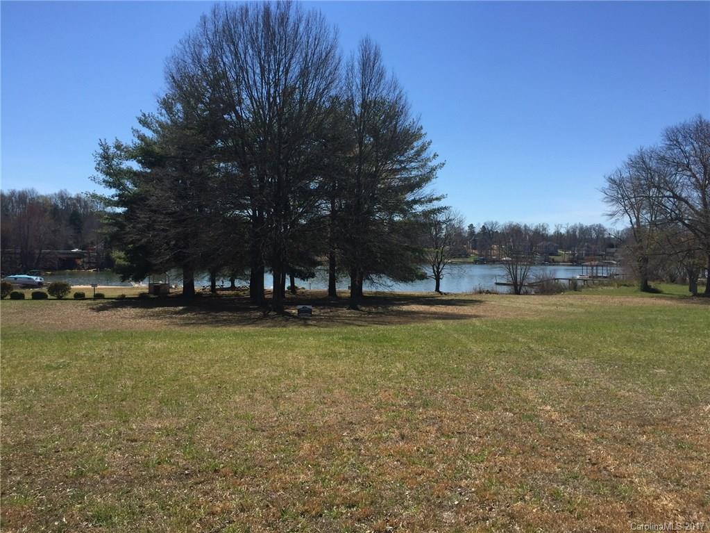 Property image 1 at 204 Hickory Hill Road, Mooresville, NC 28117