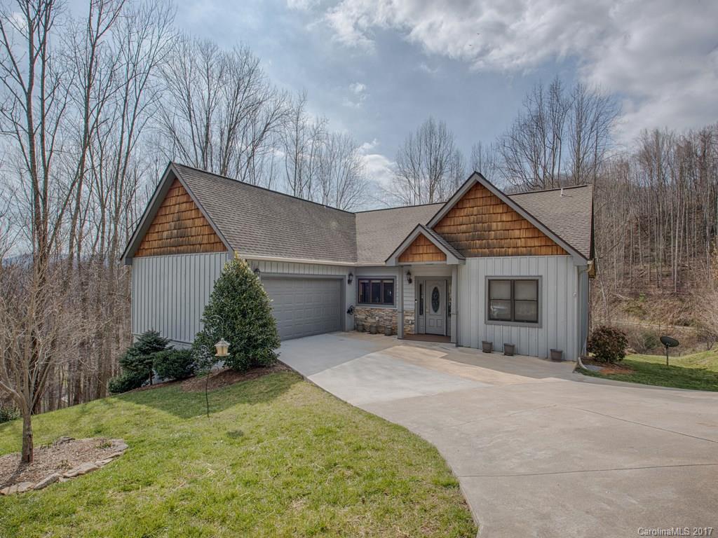 Property image 1 at 38 Constitution Avenue, Waynesville, NC 28785