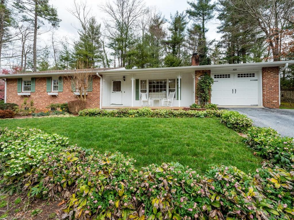 Property image 1 at 928 Toxaway Court, Hendersonville, NC 28791