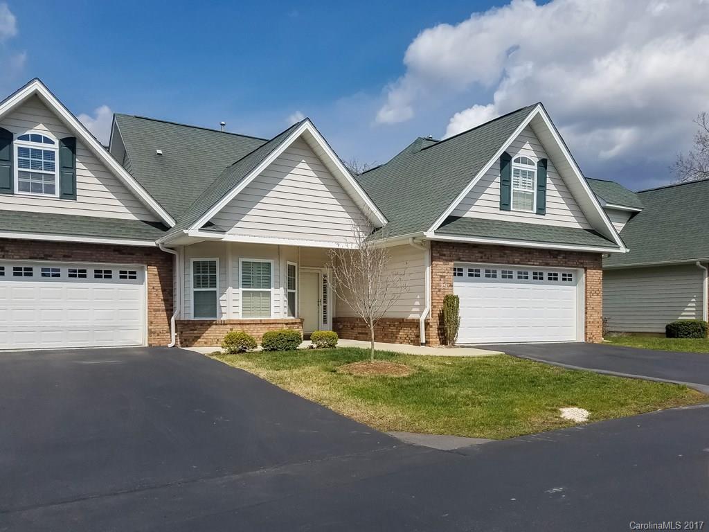 Property image 1 at 29 Victoria Park Drive, Hendersonville, NC 28792