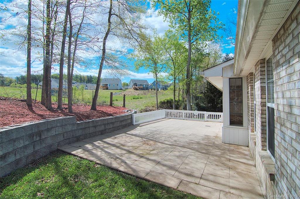 Property image 4 at 1132 Blowing Rock Cove, Fort Mill, SC 29708