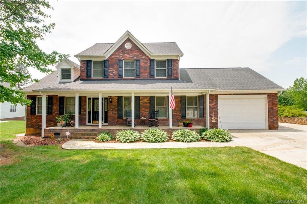 3665 Lake Bluff Drive