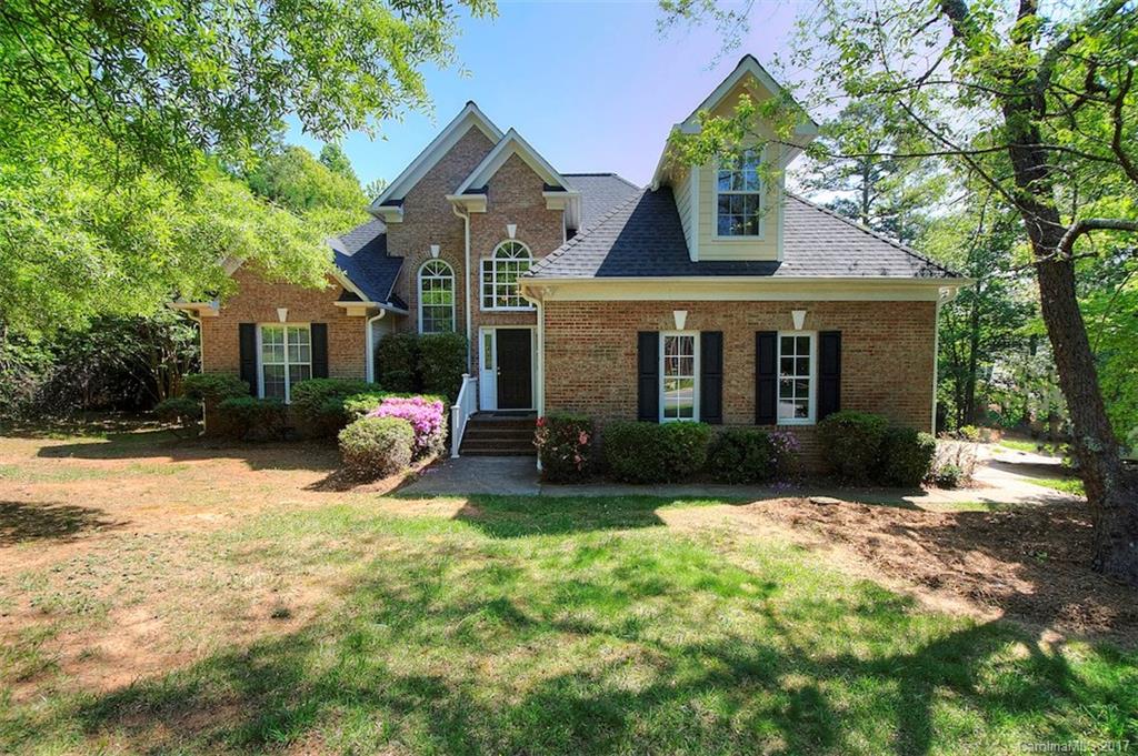 8800 Hollybrook Lane