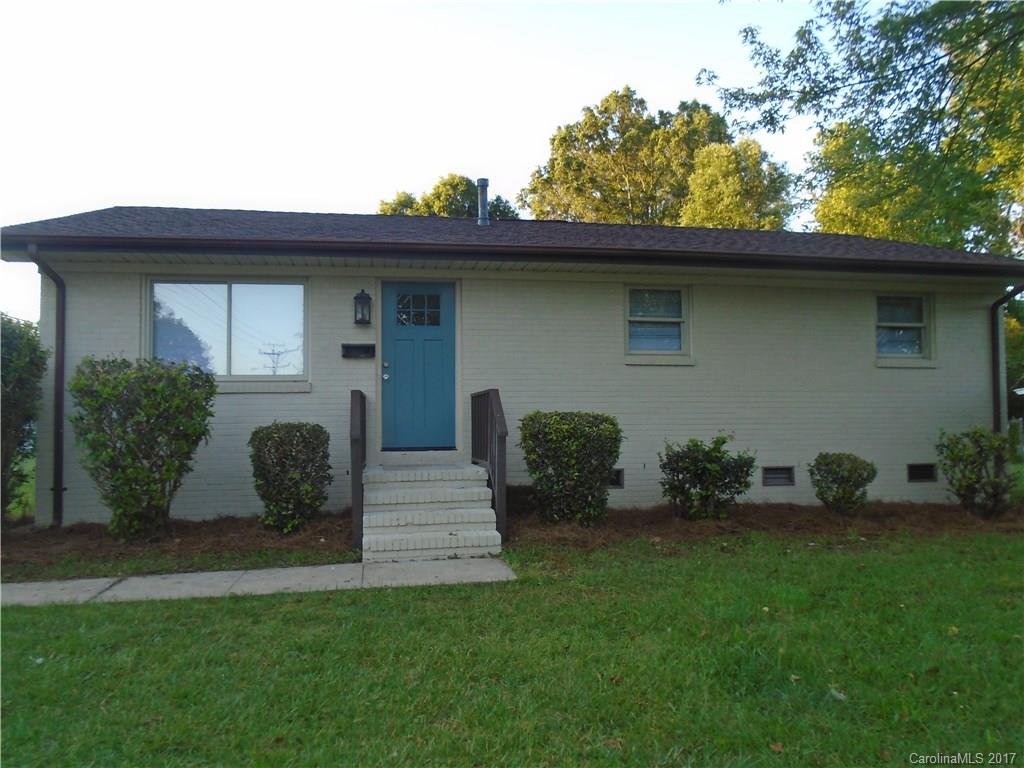 Property image 1 at 4344 Oak Forest Drive, Charlotte, NC 28215