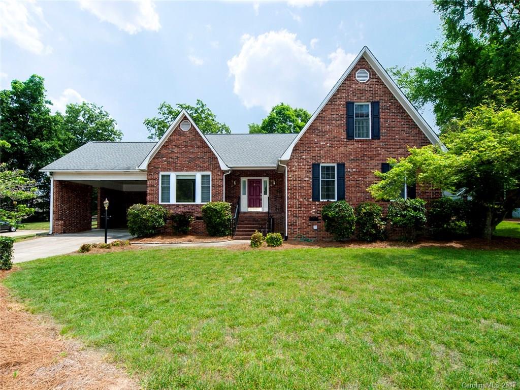 1826 Shorewood Drive