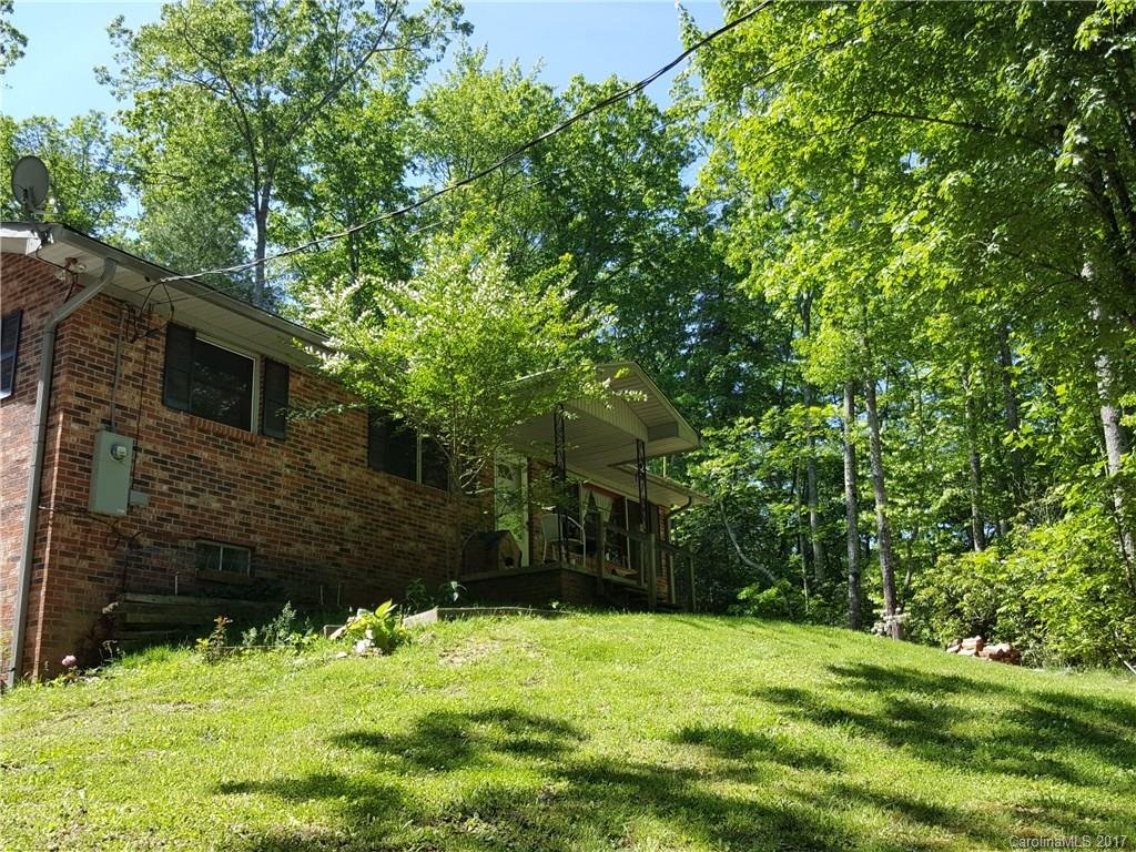 Property image 1 at 223 Holiday Drive, Hendersonville, NC 28739