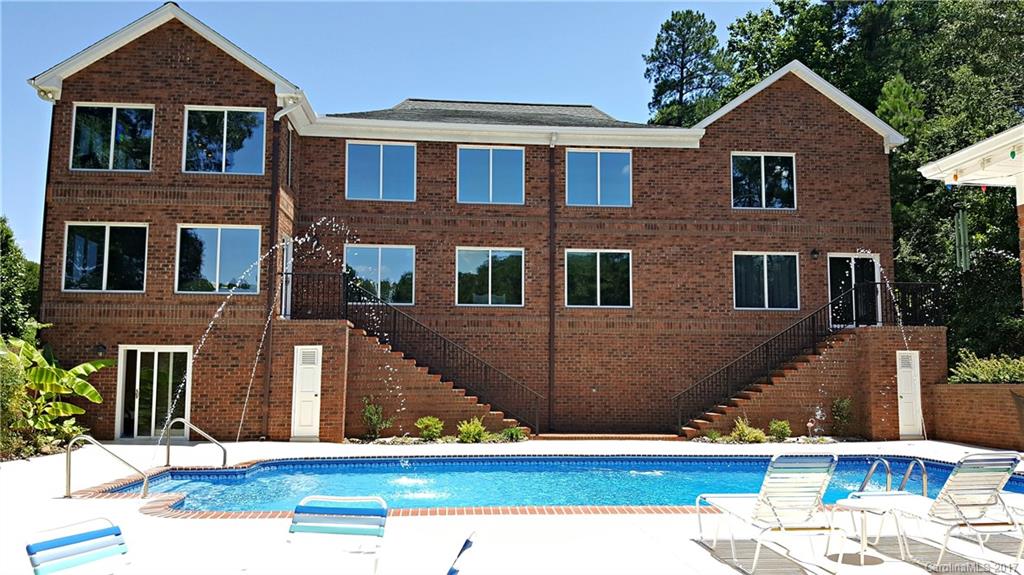 2775 Harbour Pointe Court