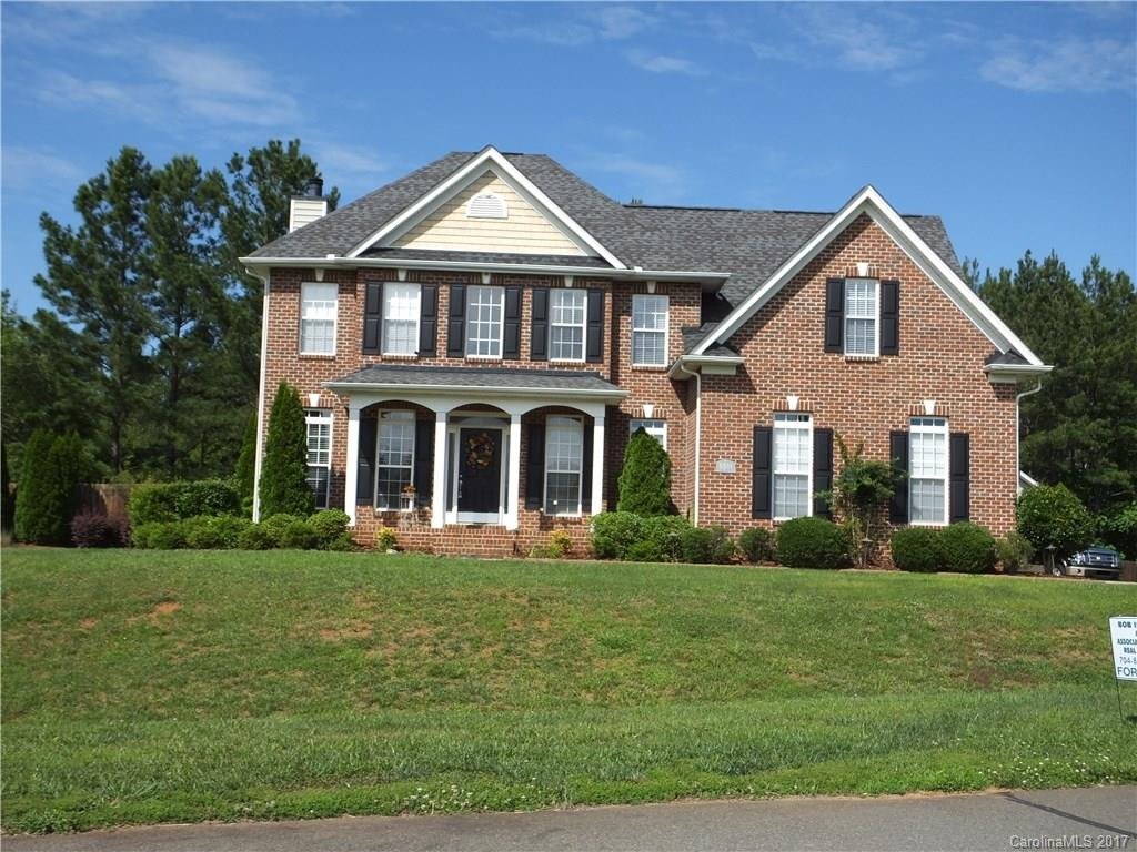 Property image 1 at 6501 Amberwood Drive, Mount Holly, NC 28120