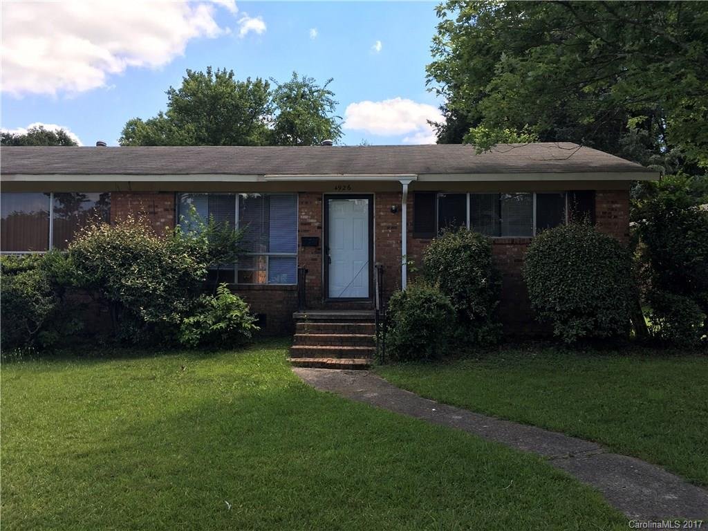 Property image 1 at 4926 Malibu Drive, Charlotte, NC 28215