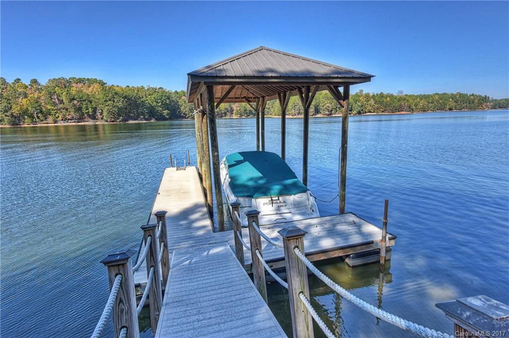 Property image 1 at 224 April Road, Troutman, NC 28166