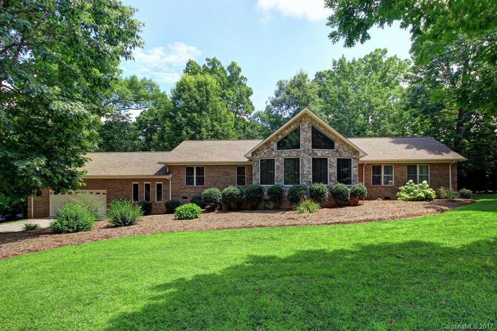 Property image 1 at 104 Grayrock Drive, Statesville, NC 28677