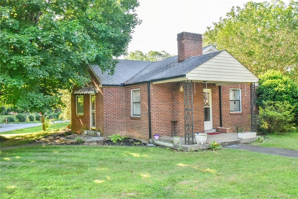 Property image 1 at 115 Onteora Boulevard, Asheville, NC 28803