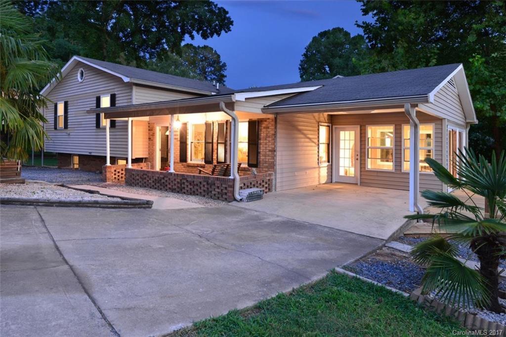 49519 Blackberry Road