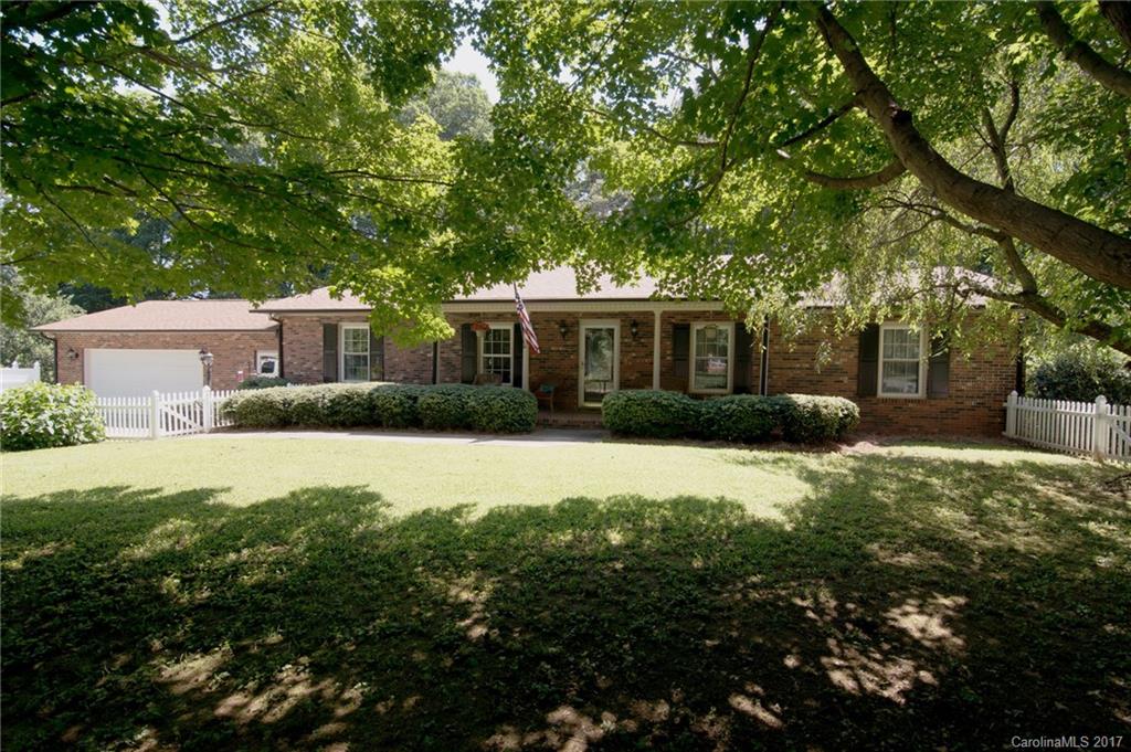 Property image 1 at 611 Berkshire Drive, Statesville, NC 28677