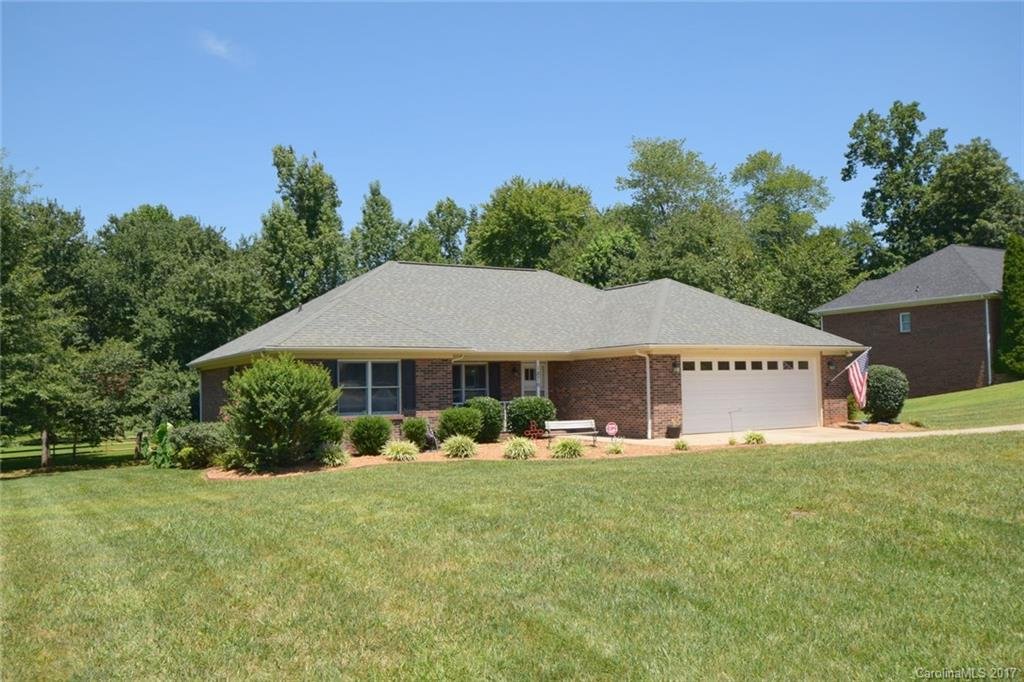 Property image 1 at 1876 Cameron Heights Circle, Denver, NC 28037