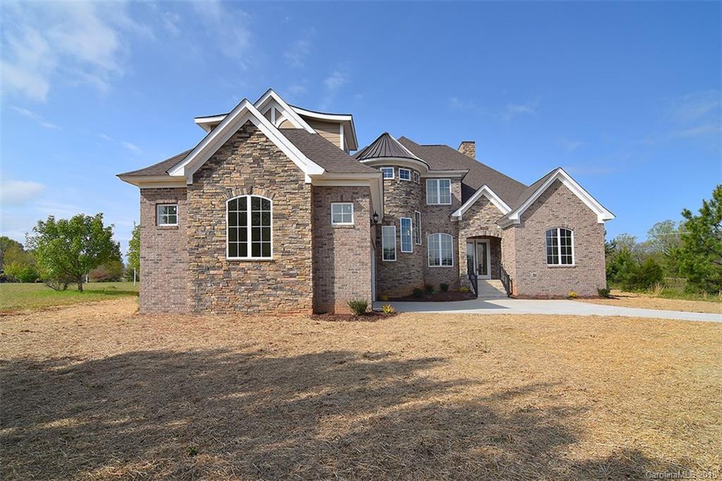 Property image 1 at 121 Dabbling Duck Circle, Mooresville, NC 28117