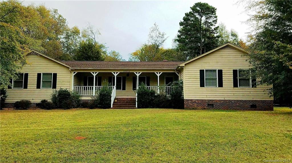 Property image 1 at 20814 Lagoona Drive, Cornelius, NC 28031