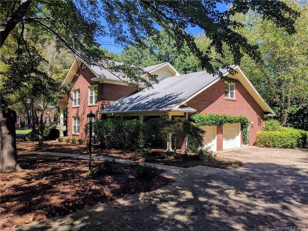 2611 Carrolwood Drive