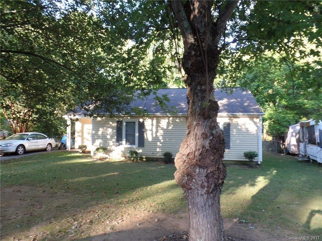 Property image 1 at 6810 Delta Lake Drive, Charlotte, NC 28215