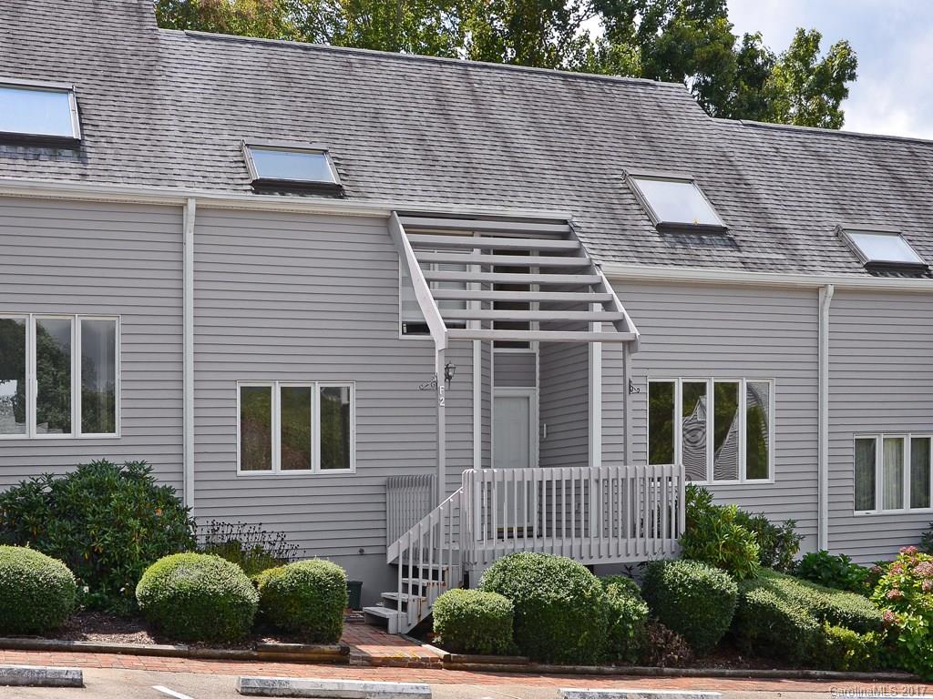 Property image 1 at 2 Lynx Drive, Black Mountain, NC 28711