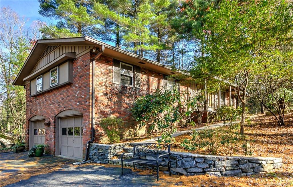 Property image 1 at 904 Indian Hill Road, Hendersonville, NC 28791