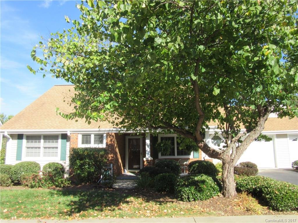 Property image 1 at 1007 Saddlebrook Drive, Hendersonville, NC 28739