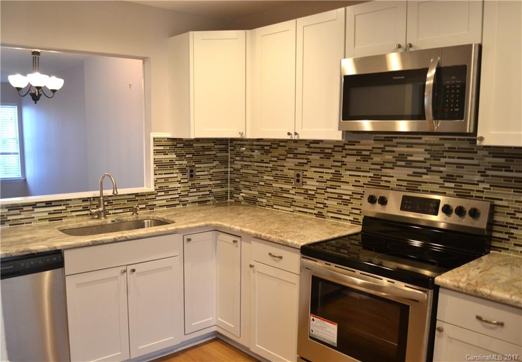 Property image 1 at 8208 Golf Ridge Drive, Charlotte, NC 28277