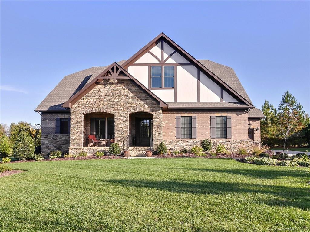 Property image 1 at 6006 Caliterra Drive, Matthews, NC 28104