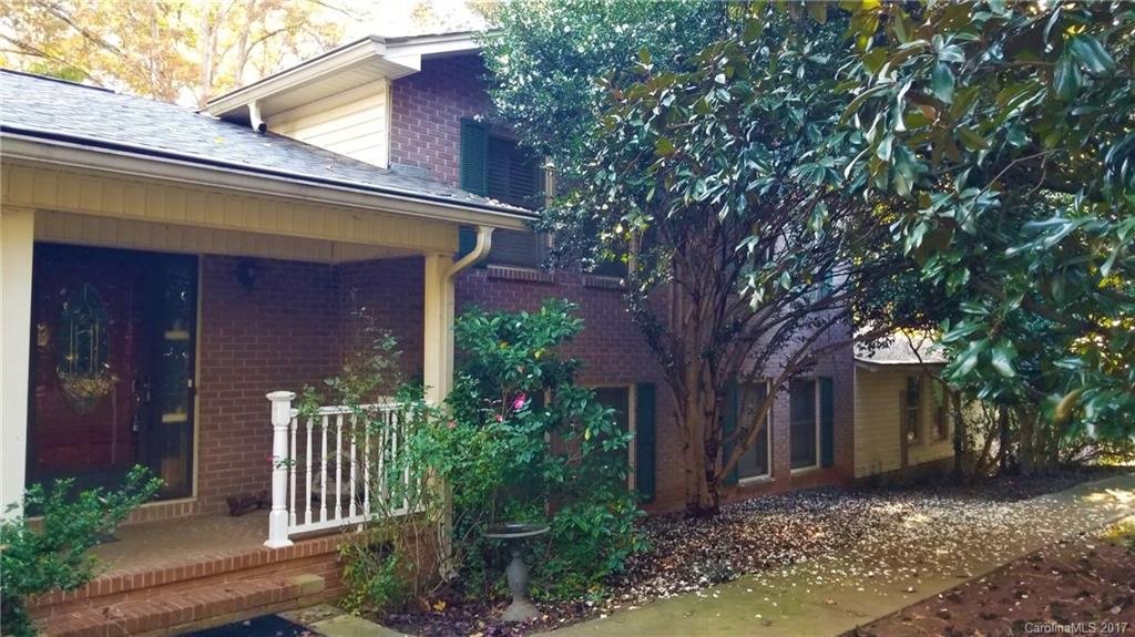 855 Meadowlark Drive