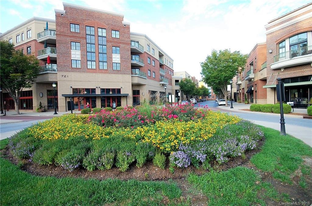 Property image 1 at 720 Governor Morrison Street, Charlotte, NC 28211