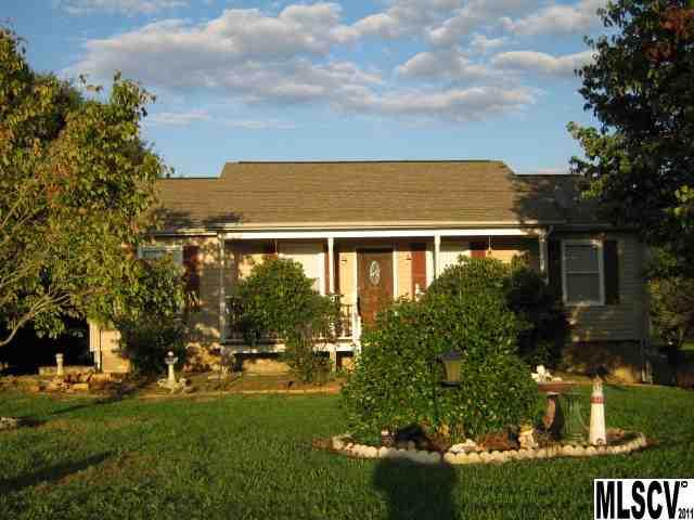 Property image 1 at 6004 Lookout Hgts Drive, Claremont, NC 28610