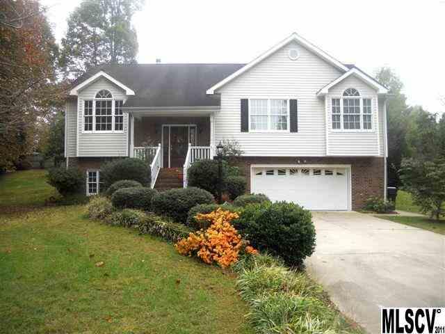 Property image 1 at 3414 12th St Drive, Hickory, NC 28601