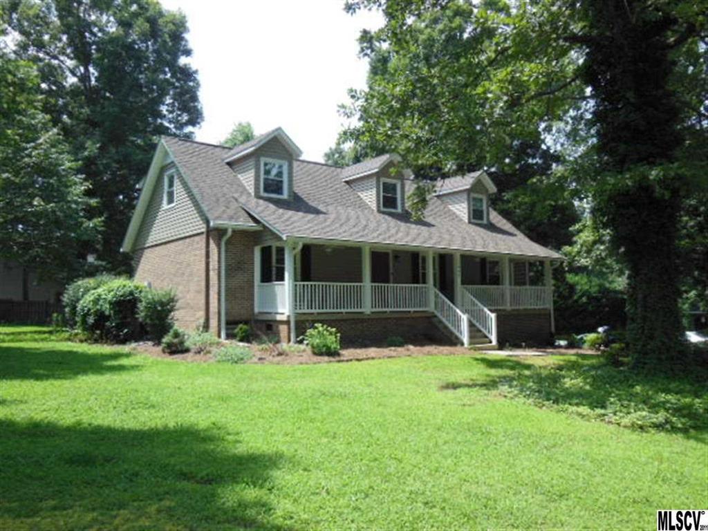 Property image 1 at 1450 33rd Avenue, Hickory, NC 28601