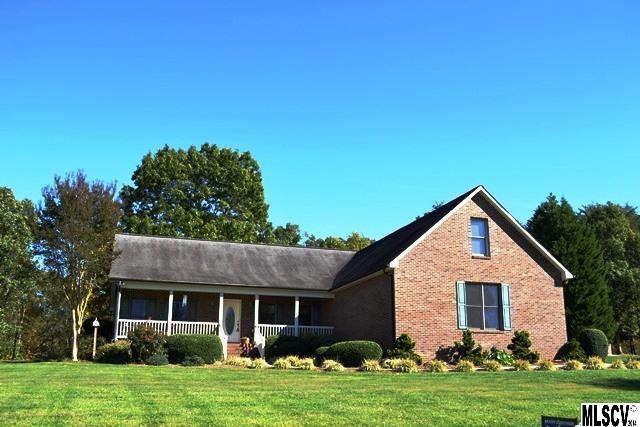 1128 Oak Creek Drive