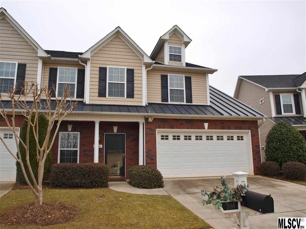 Property image 1 at 2016 Talbot Lane, Hickory, NC 28602