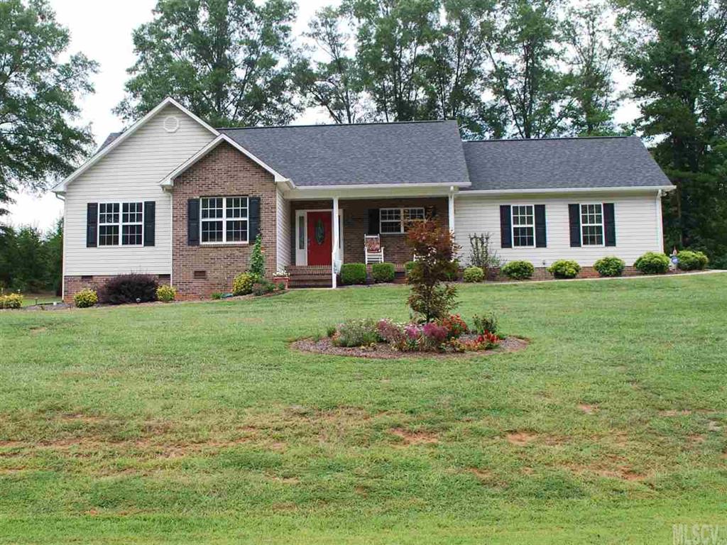 Property image 1 at 2483 Harvest Drive, Hickory, NC 28601