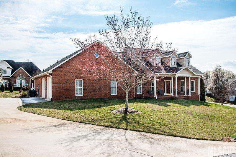 Property image 1 at 10 Lyons Court, Granite Falls, NC 28630