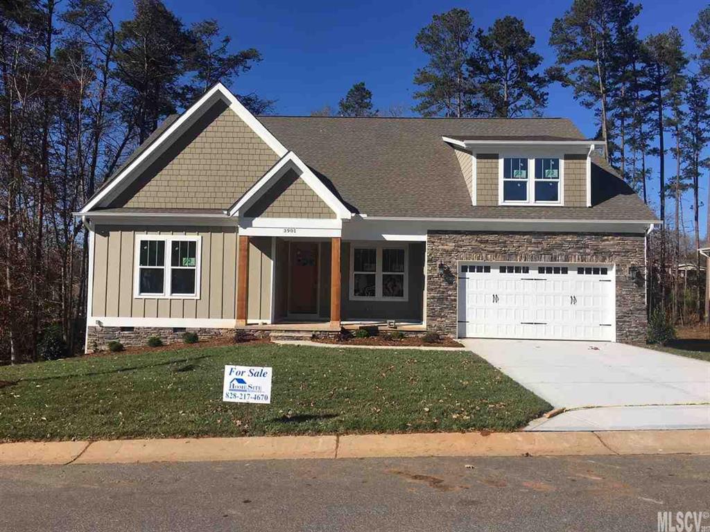 Property image 1 at 3901 12th Street, Hickory, NC 28601