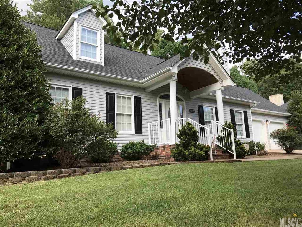 Property image 1 at 1427 34th Ave Lane, Hickory, NC 28601