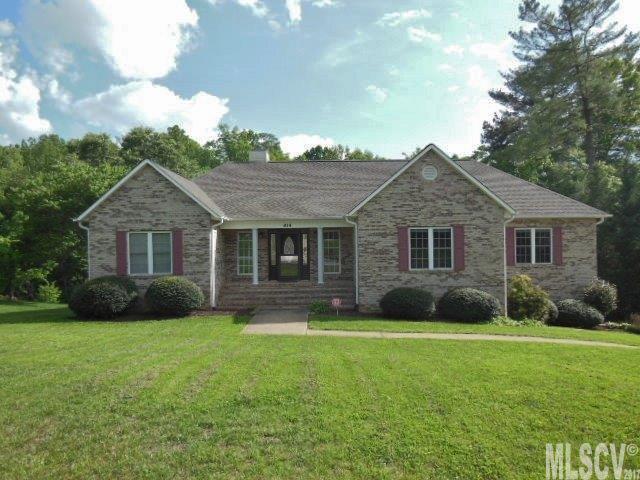 Property image 1 at 914 42nd Avenue Lane, Hickory, NC 28601