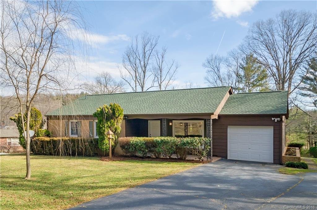 Property image 1 at 422 Comet Drive, Hendersonville, NC 28791