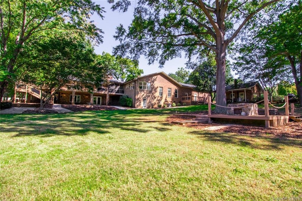 19429 Laurel Glen Avenue