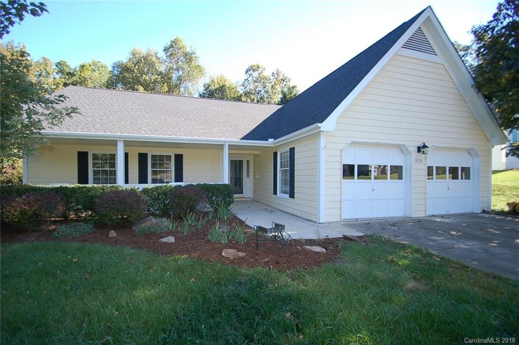 Property image 1 at 10126 Crayton Drive, Charlotte, NC 28269