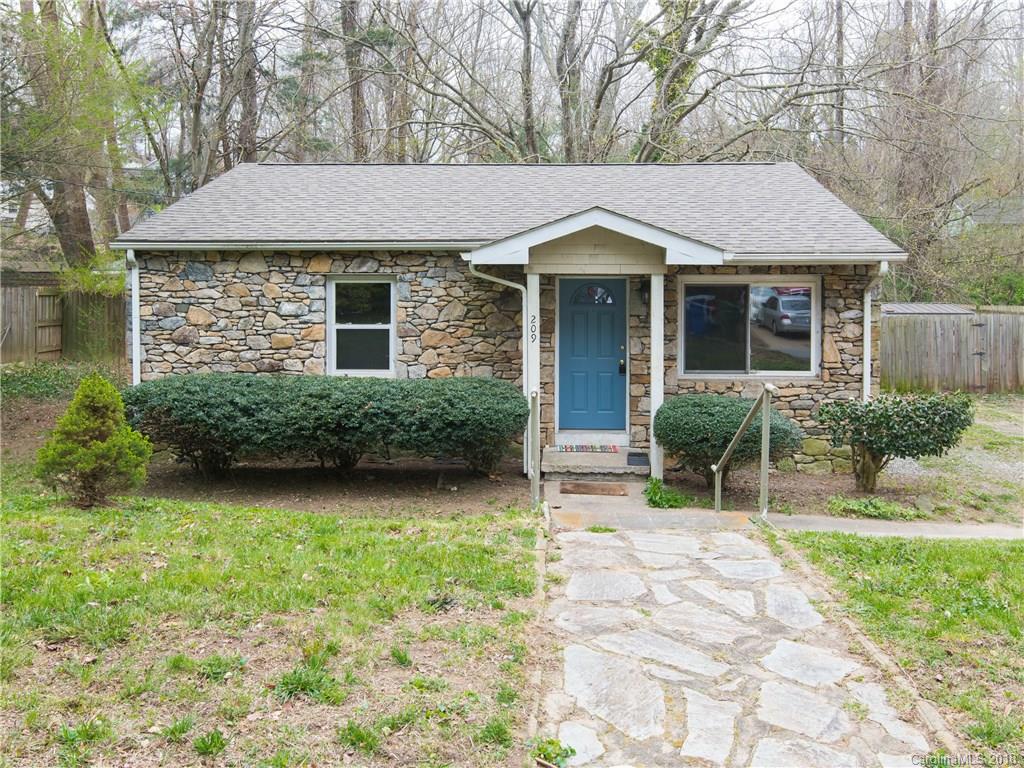 Property image 1 at 209 London Road, Asheville, NC 28803