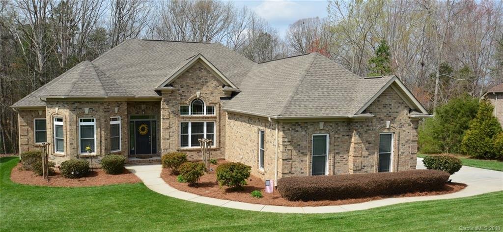 Property image 1 at 2381 Shiny Leaf Drive, Denver, NC 28037