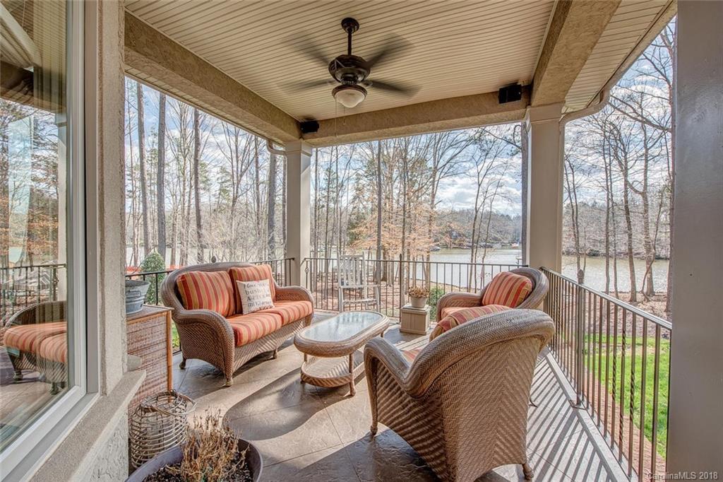 5218 Woodland Bay Drive