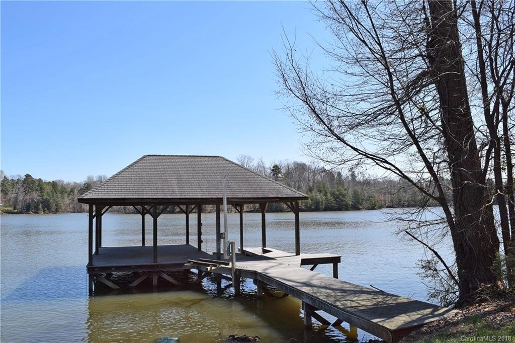 8208 Catawba Cove Drive