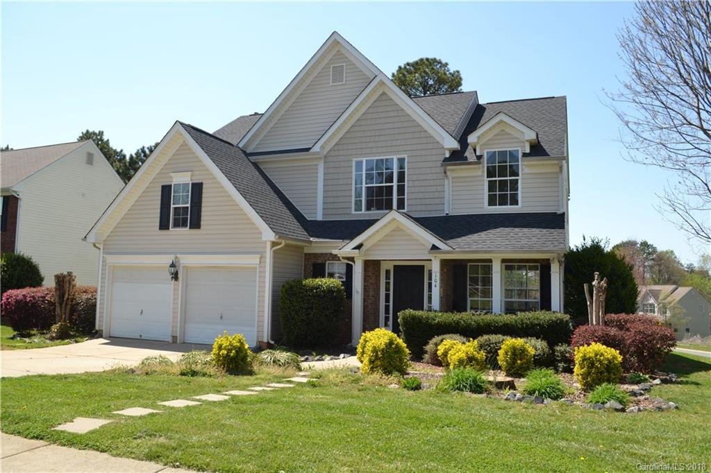 Property image 1 at 104 Vance Crescent Drive, Mooresville, NC 28117